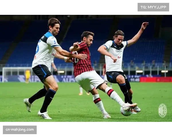 意甲夜场对决莱切主场迎战萨索洛 升班马能否挑战中游劲旅的坚韧力量