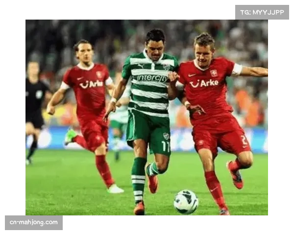 球队防守时更倾向中等站位人盯人 通过中场短传风险增加 球队防守时更倾向中等站位人盯人 通过中场短传风险增加